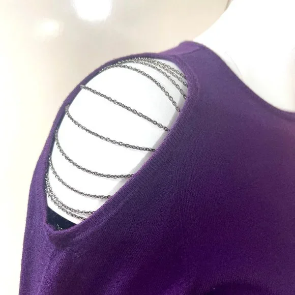 Auc Versace Chained Cold shoulder knit top/sweater